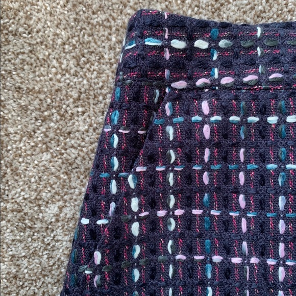 HP ⭐️ NWOT LOFT Tweed Shift Pockets Mini Skirt - Picture 6 of 7